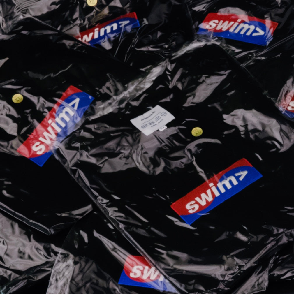 SK swim> box logo tee black