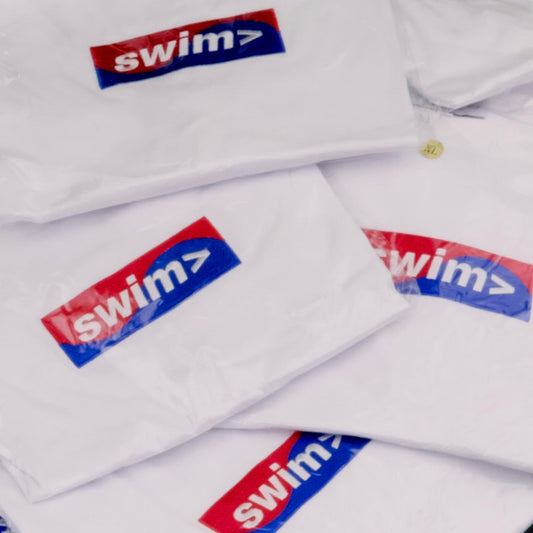 SK swim> box logo tee white